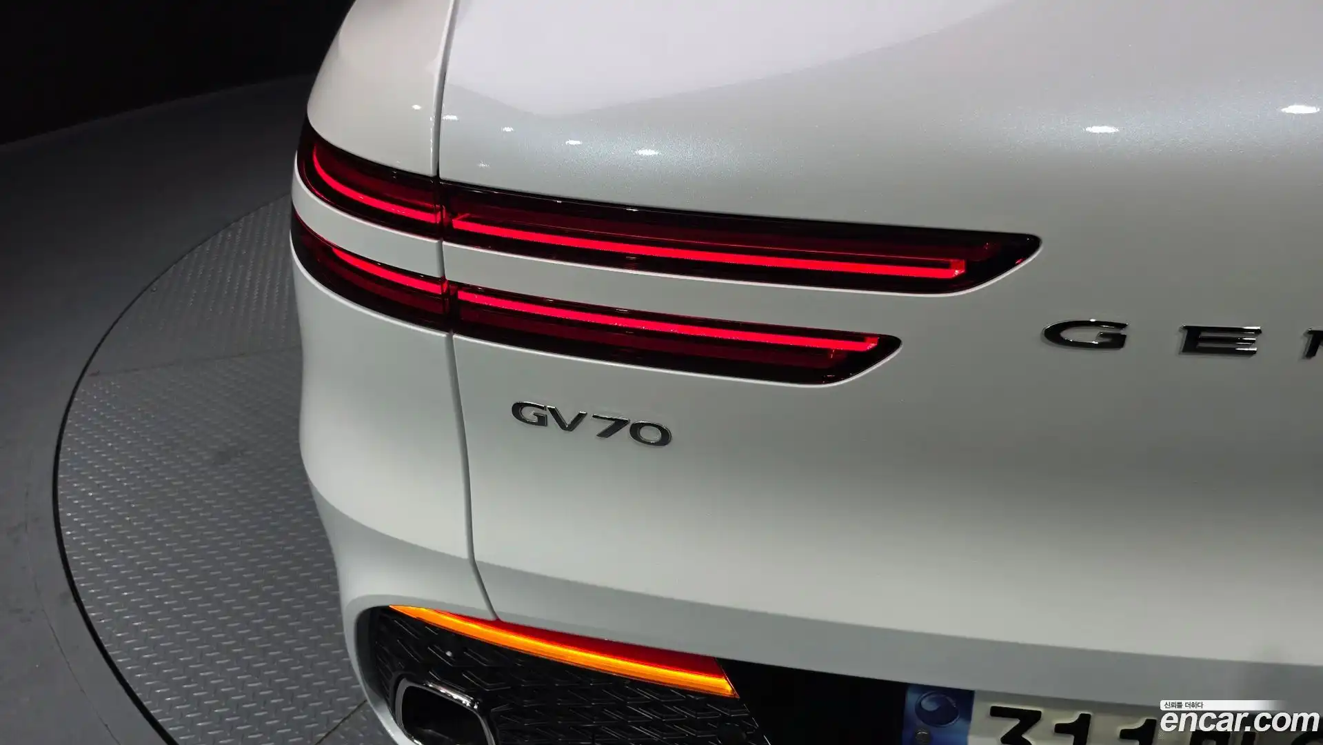 GV70 Genesis 2023.9-OUTER-033