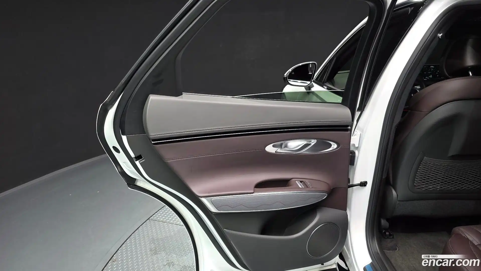 GV70 Genesis 2023.9-INNER-035