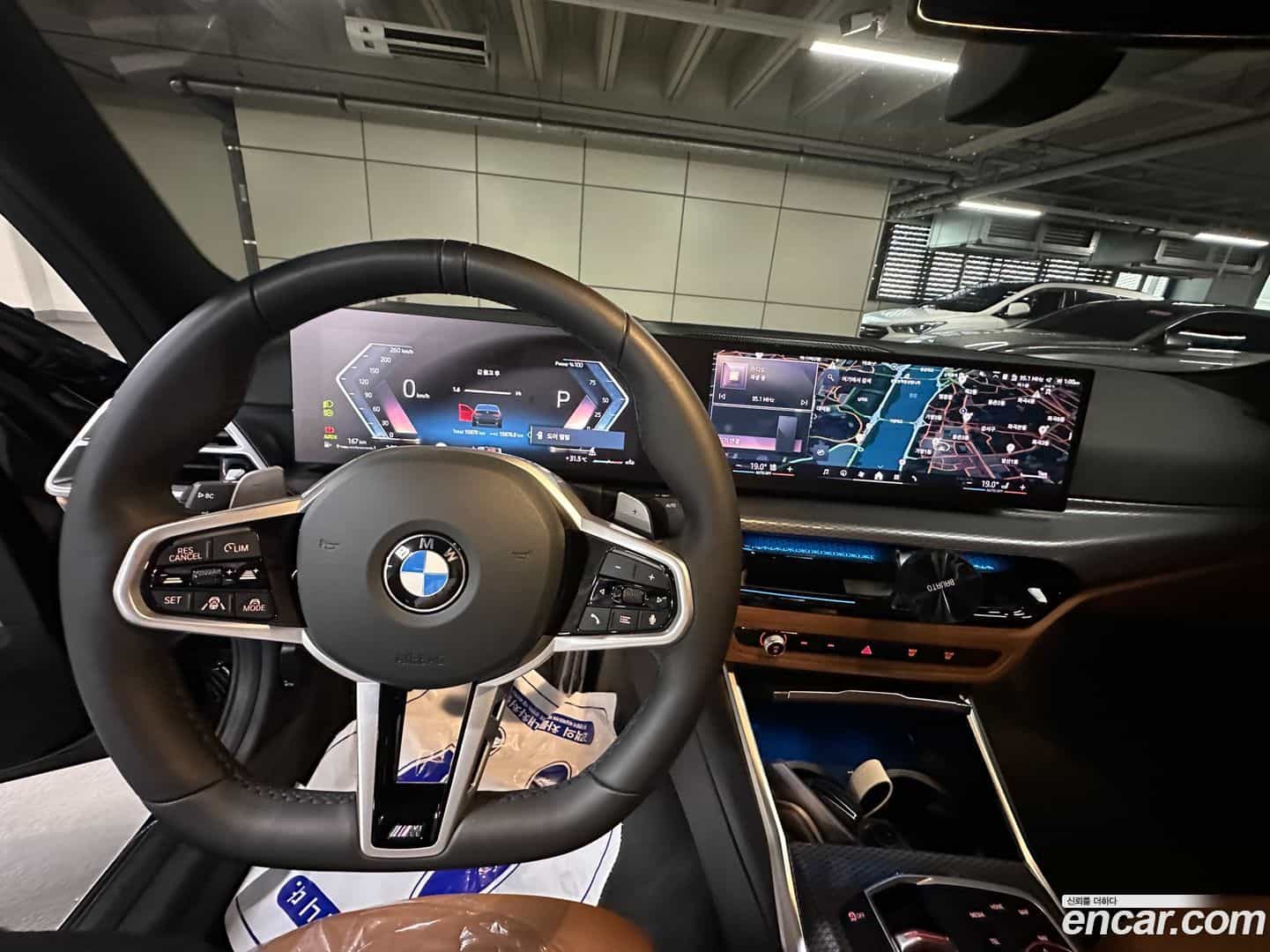 3-Series BMW 2026.0-INNER-009