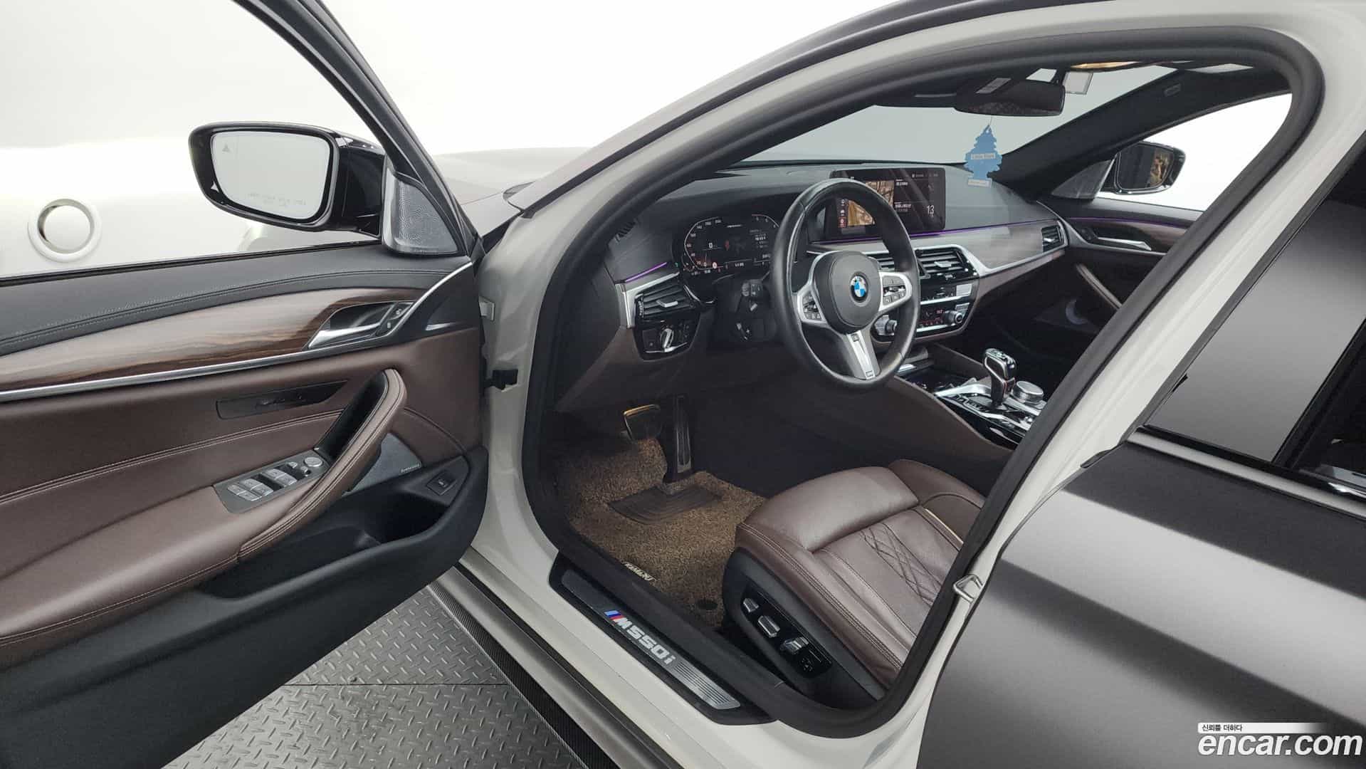 5-Series BMW 2021.3-INNER-010