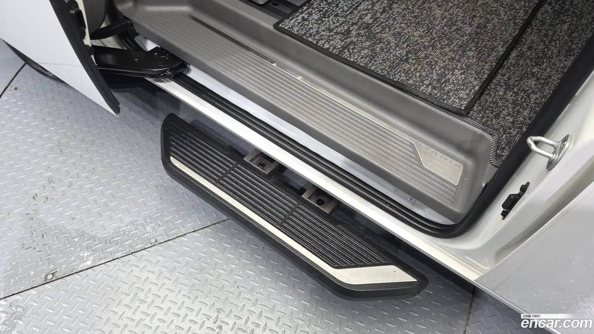 Staria Hyundai 2024.10-OPTION-046