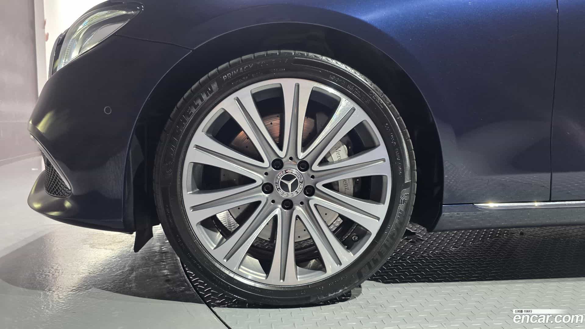 E-Class Mercedes-Benz 2019.10-OUTER-005
