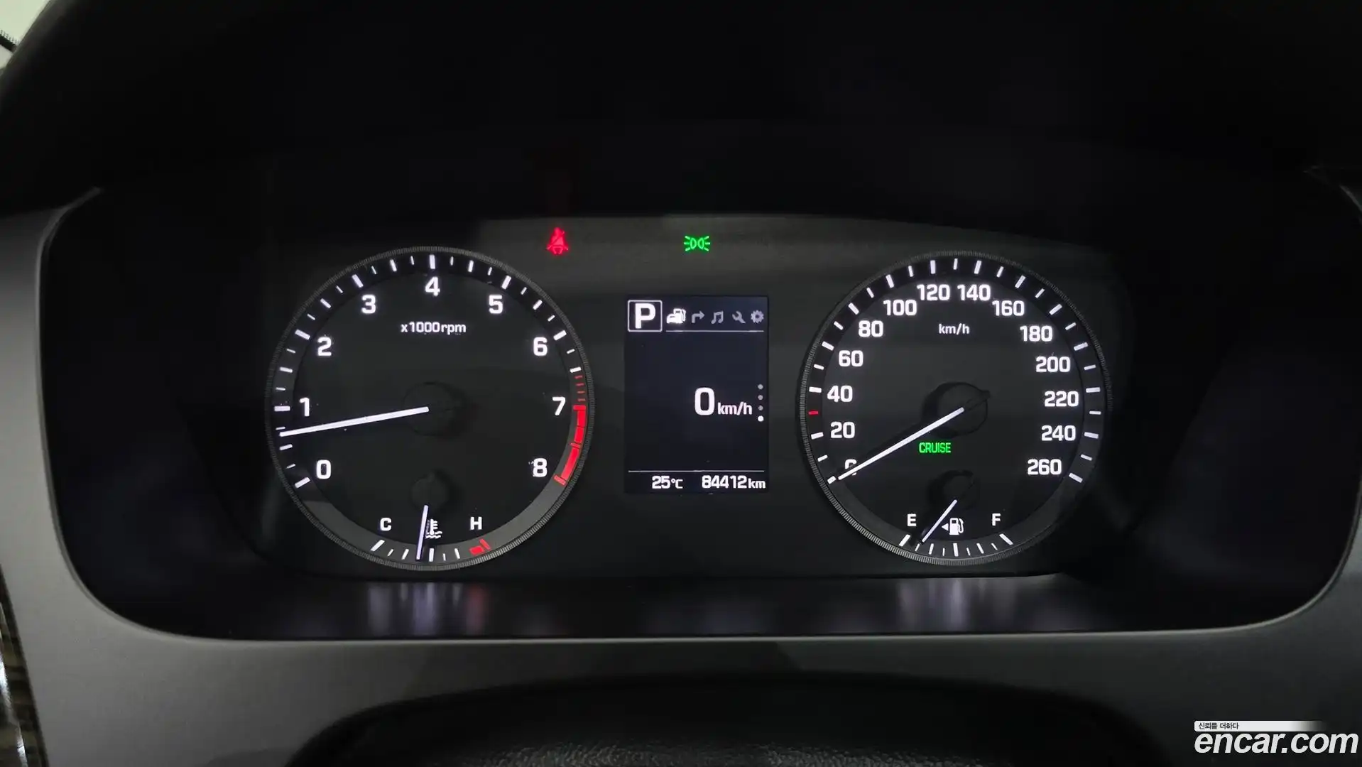 Sonata Hyundai 2016.5-INNER-008