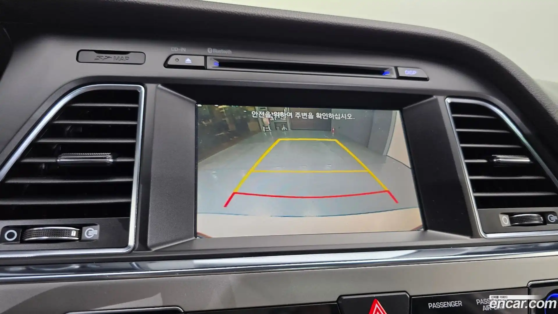 Sonata Hyundai 2016.5-OPTION-019