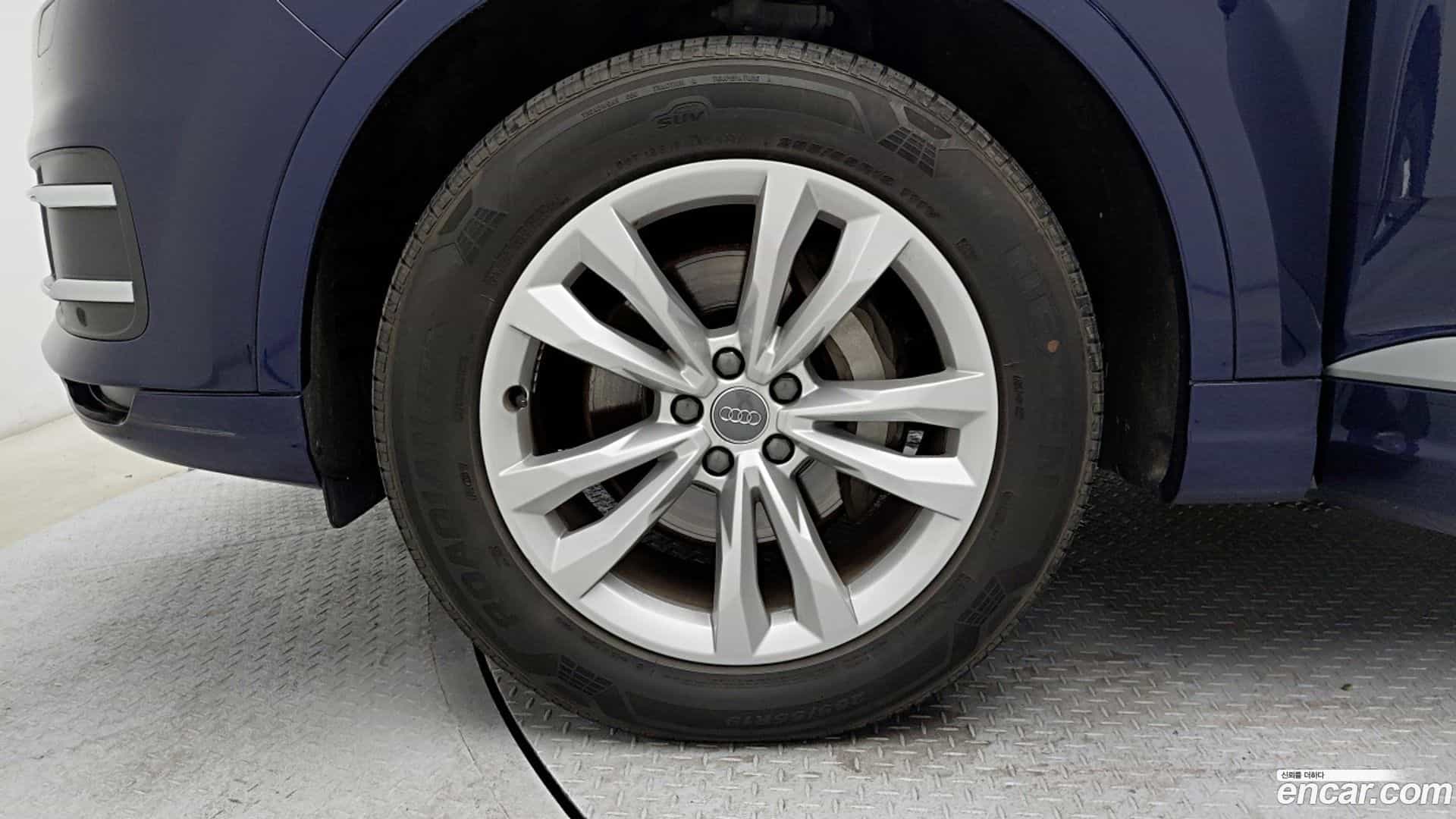 Q7 Audi 2019.10-OUTER-005