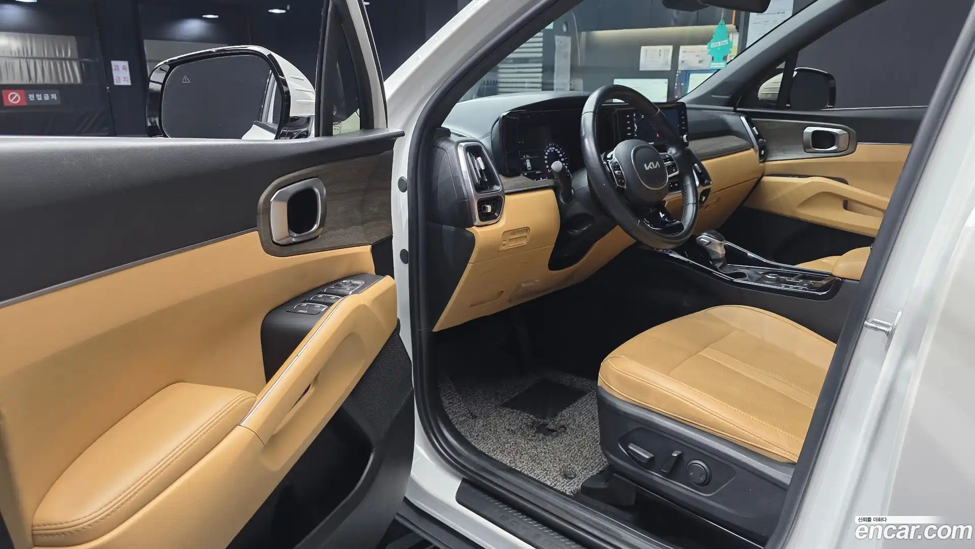 Sorento Kia 2022.9-INNER-010
