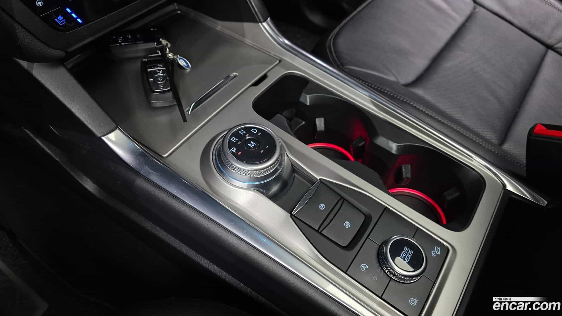 Explorer Ford 2020.2-INNER-009