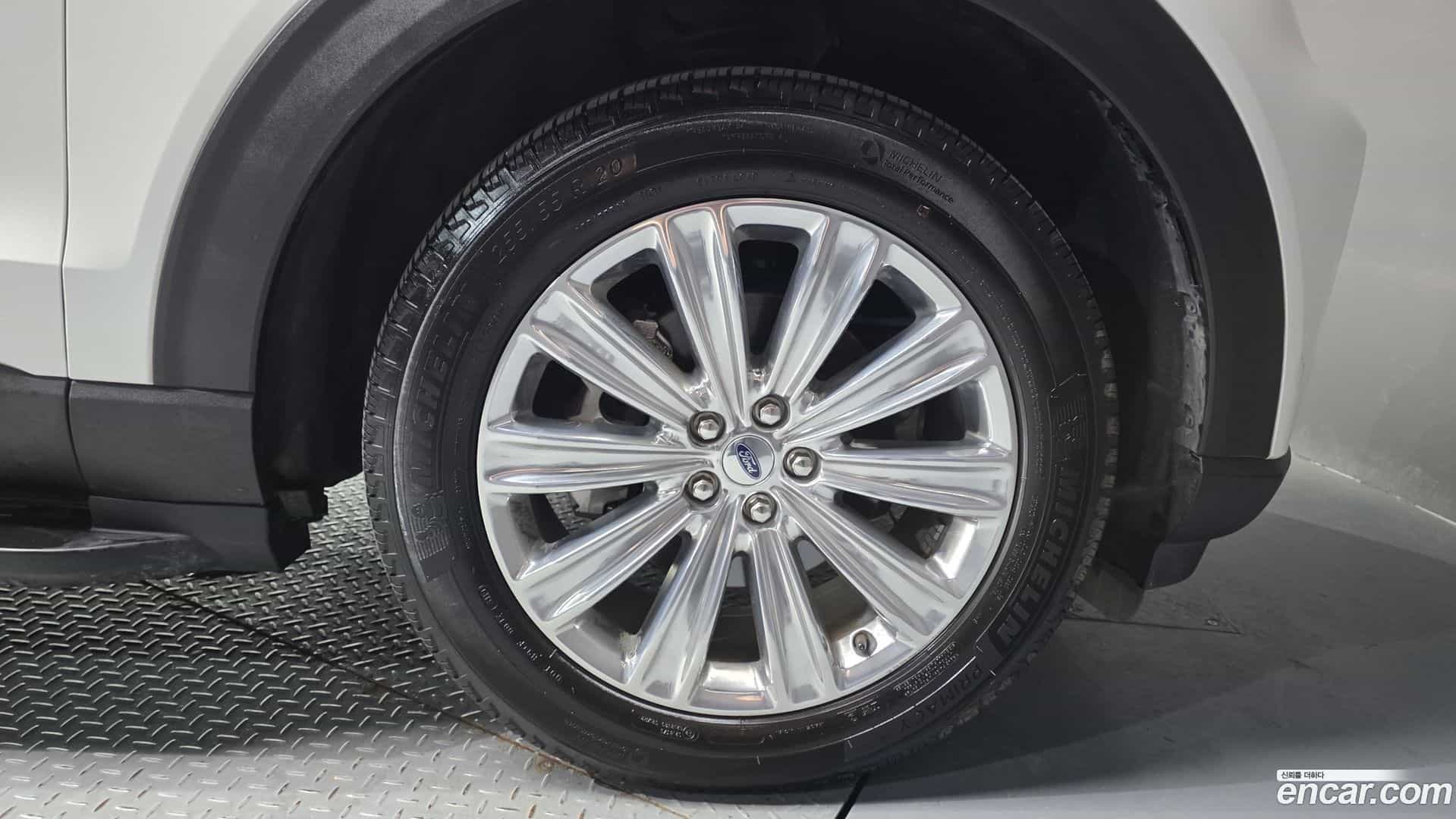 Explorer Ford 2020.2-OUTER-031