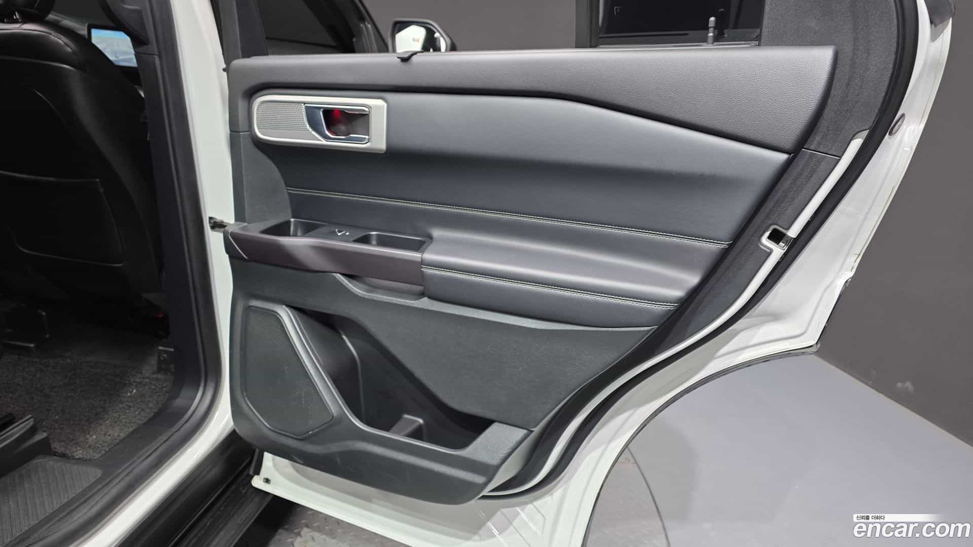 Explorer Ford 2020.2-INNER-035