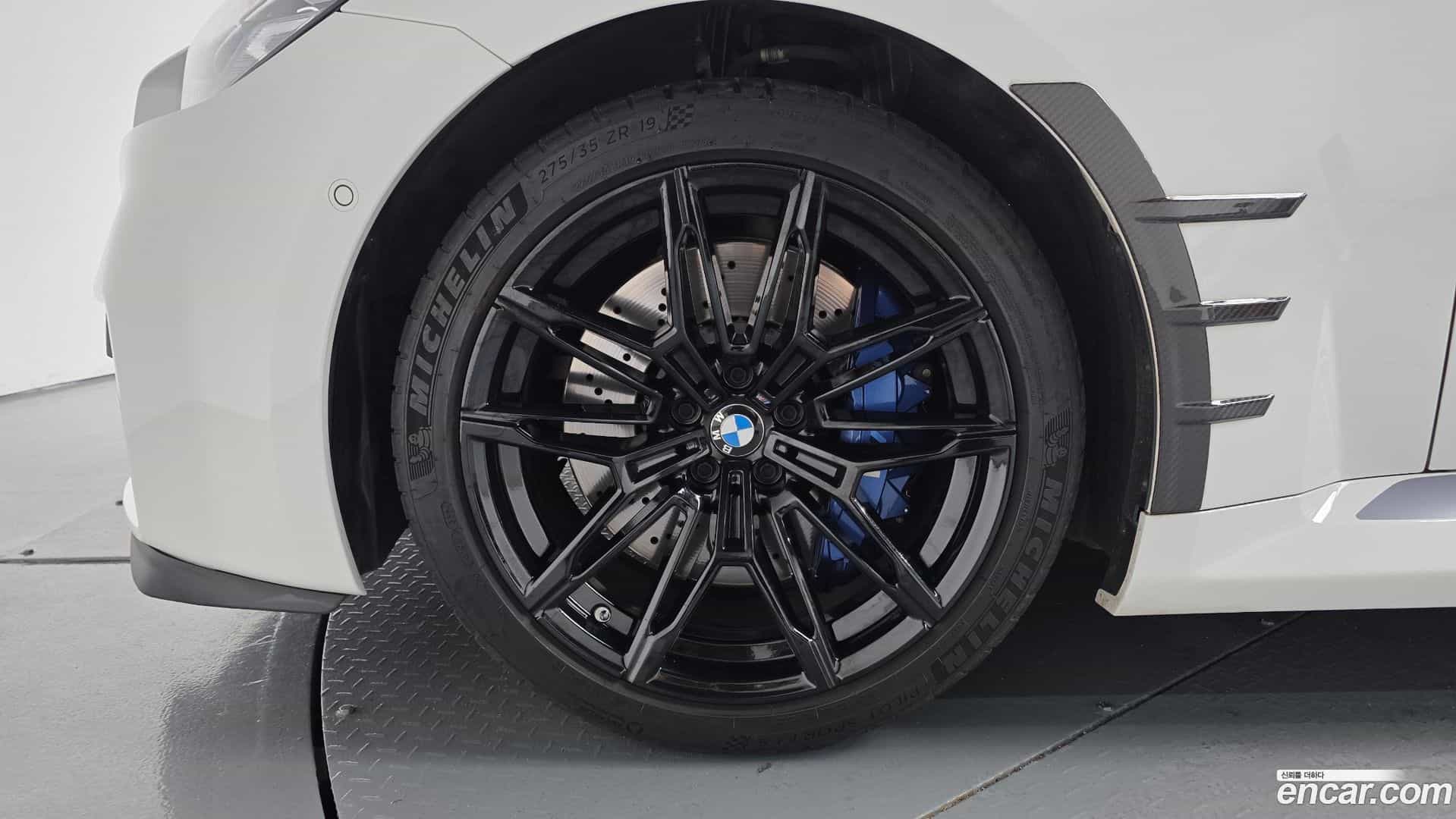 M2 BMW 2025.5-OUTER-005