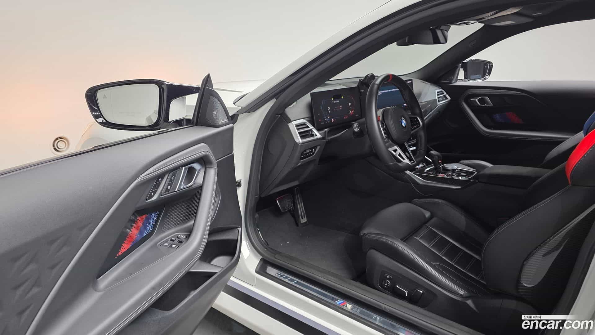 M2 BMW 2025.5-INNER-010