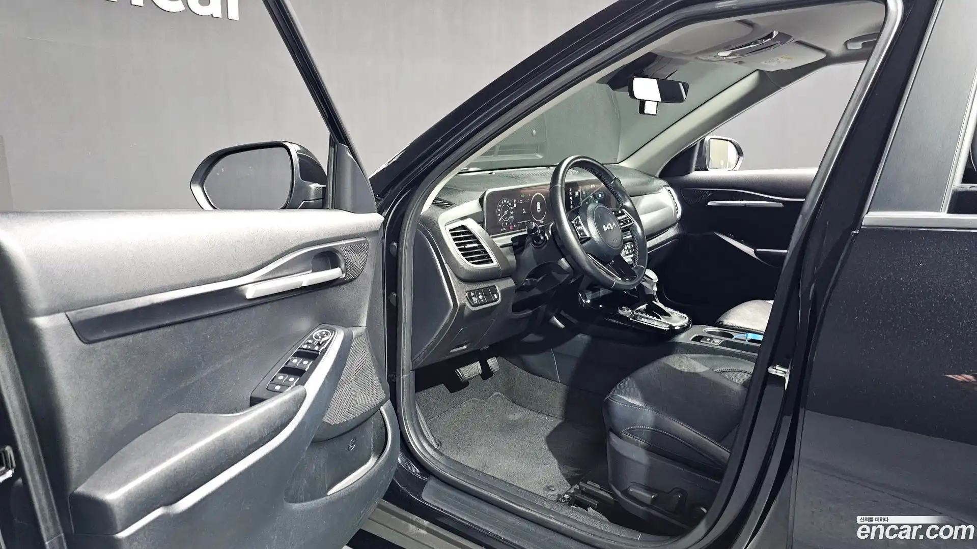 Seltos Kia 2023.2-INNER-010