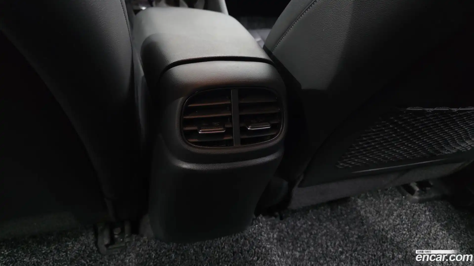 AVANTE Hyundai 2022.4-OPTION-047