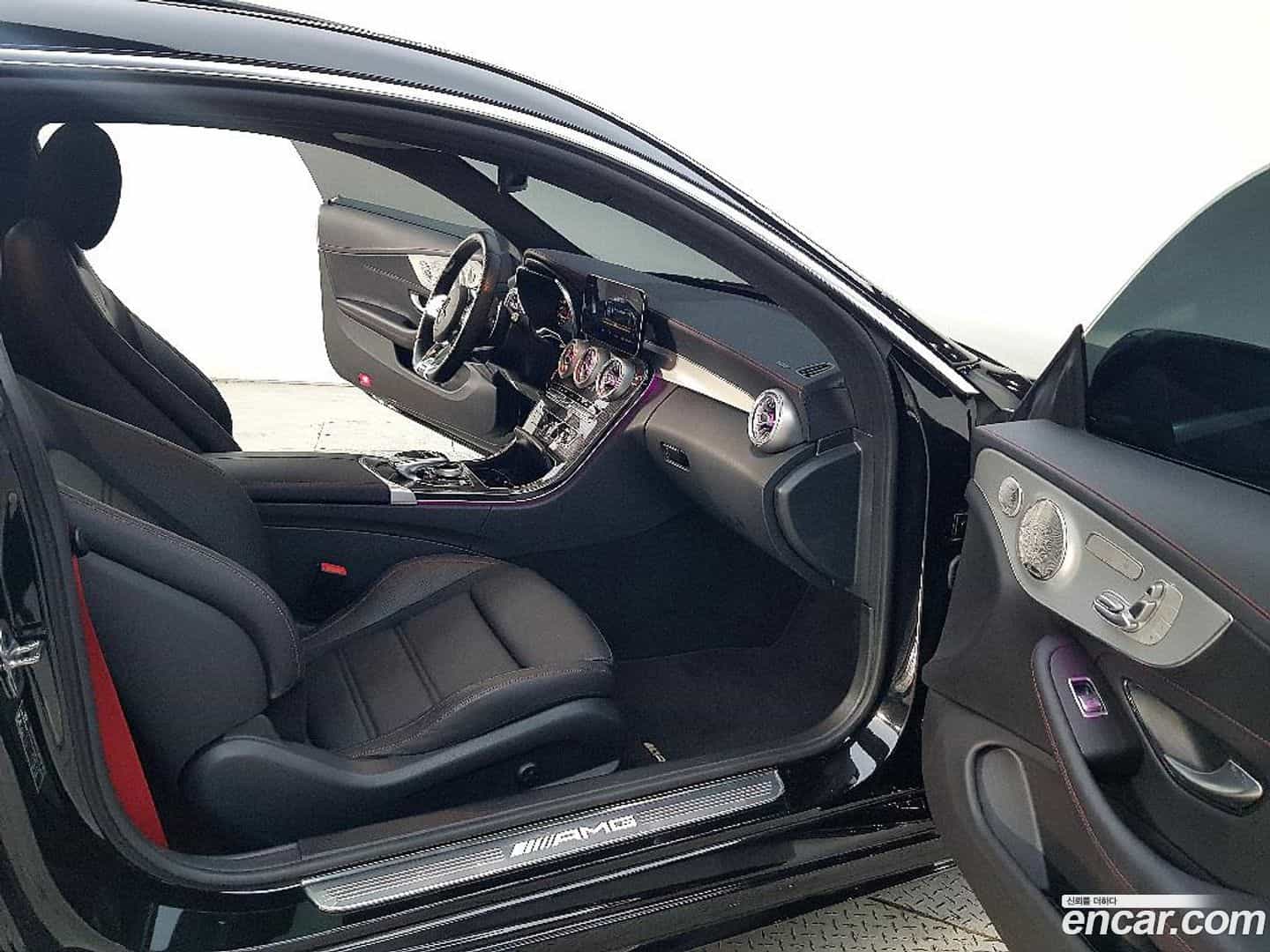 C-Class Mercedes-Benz 2022.9-INNER-010