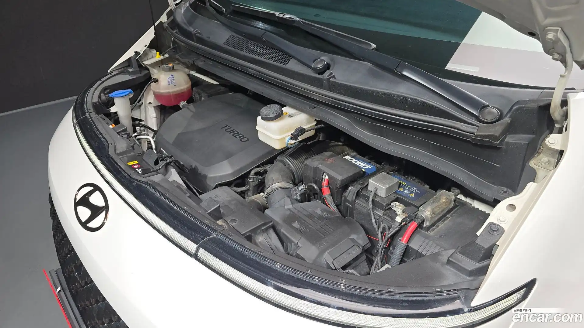 Staria Hyundai 2022.0-OUTER-006