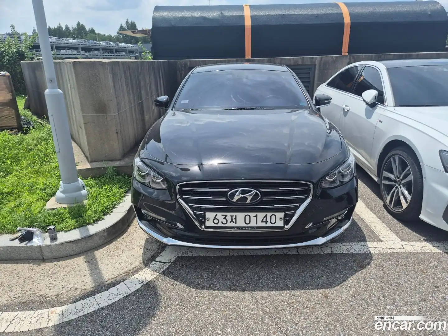 Grandeur Hyundai 2016.11-OUTER-001