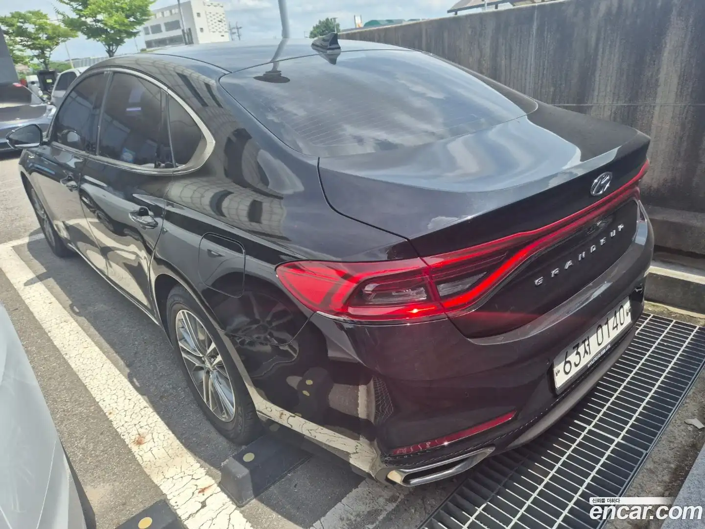 Grandeur Hyundai 2016.11-OUTER-003