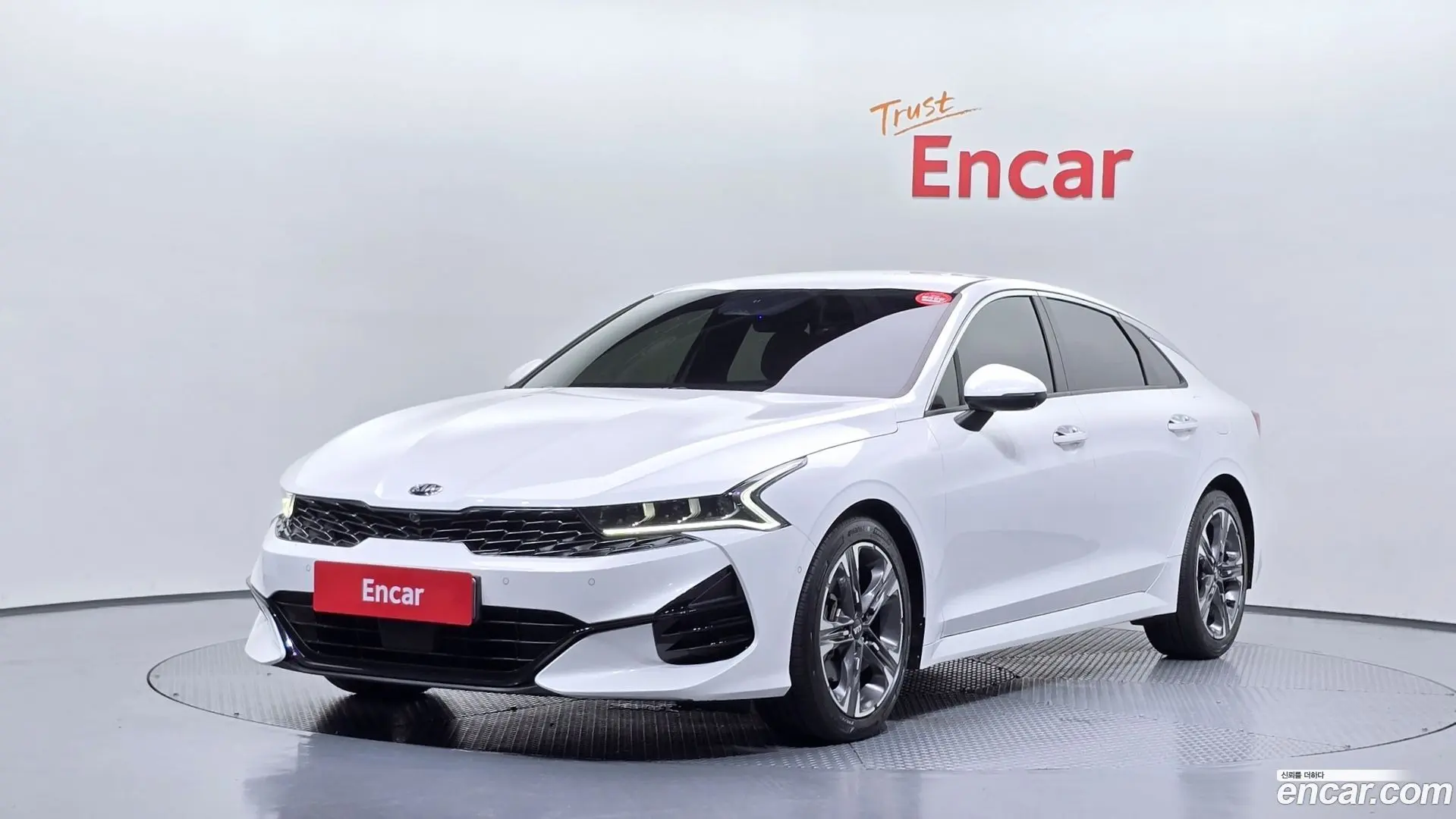Main__Slider__Photo:K5 Kia 2020.3-0