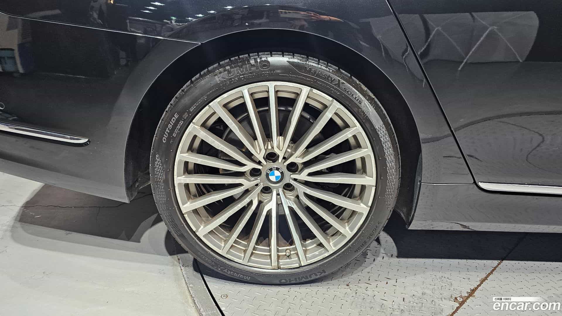 7-Series BMW 2019.8-OUTER-005