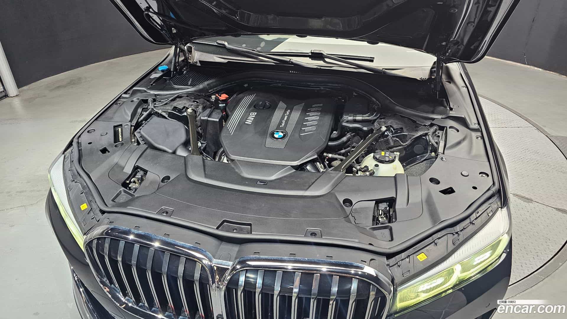 7-Series BMW 2019.8-OUTER-006