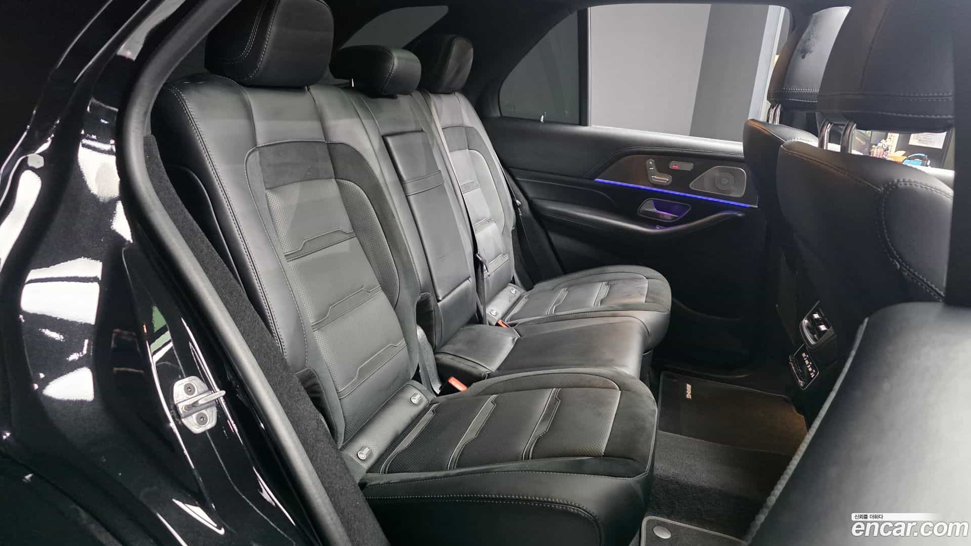 GLE-Class Mercedes-Benz 2023.8-OPTION-016