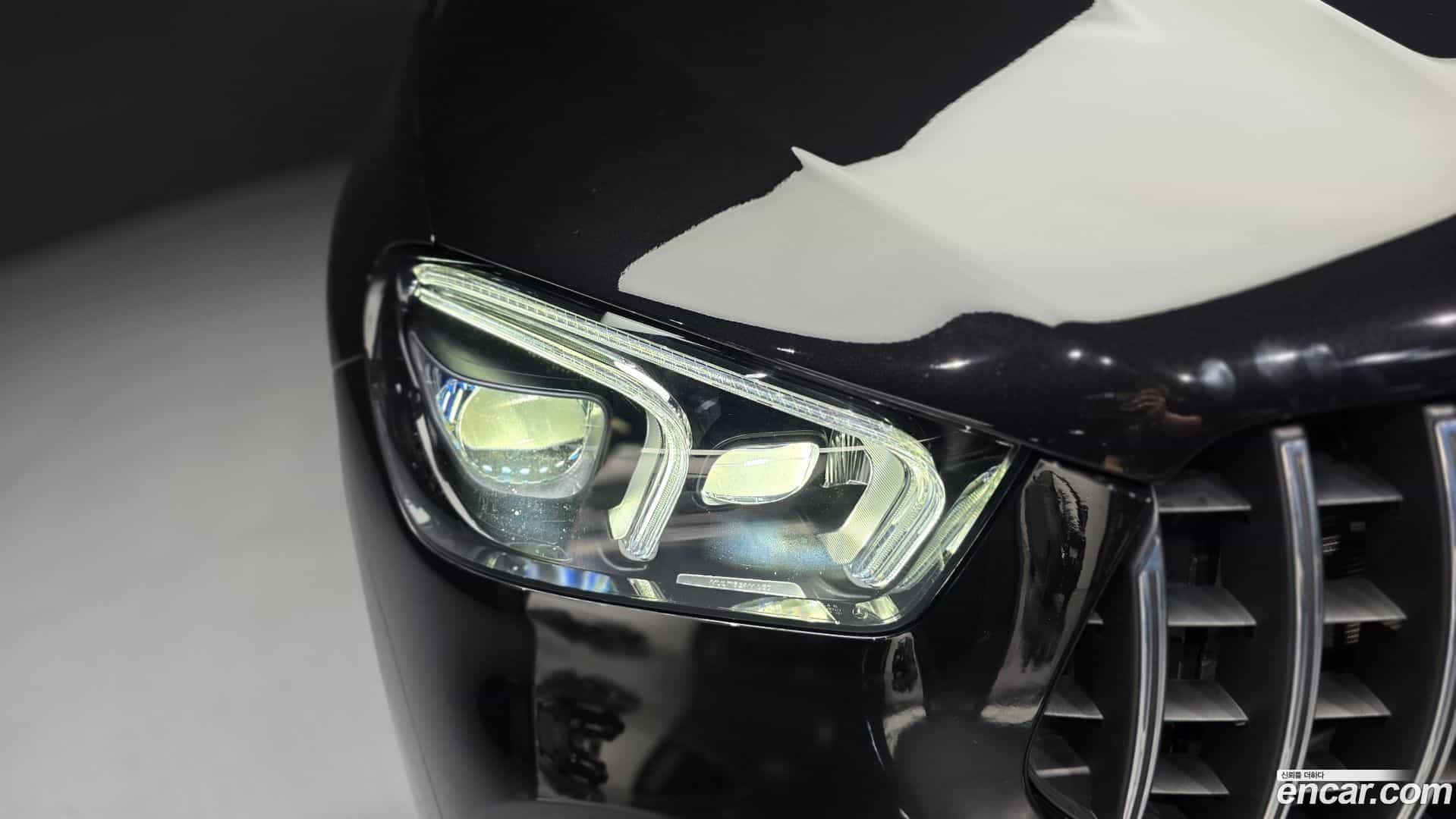 GLE-Class Mercedes-Benz 2023.8-OUTER-032