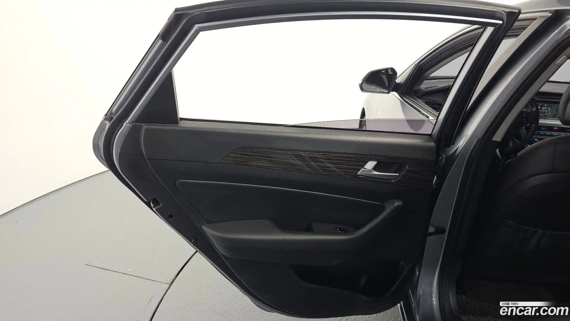 Sonata Hyundai 2015.7-INNER-035