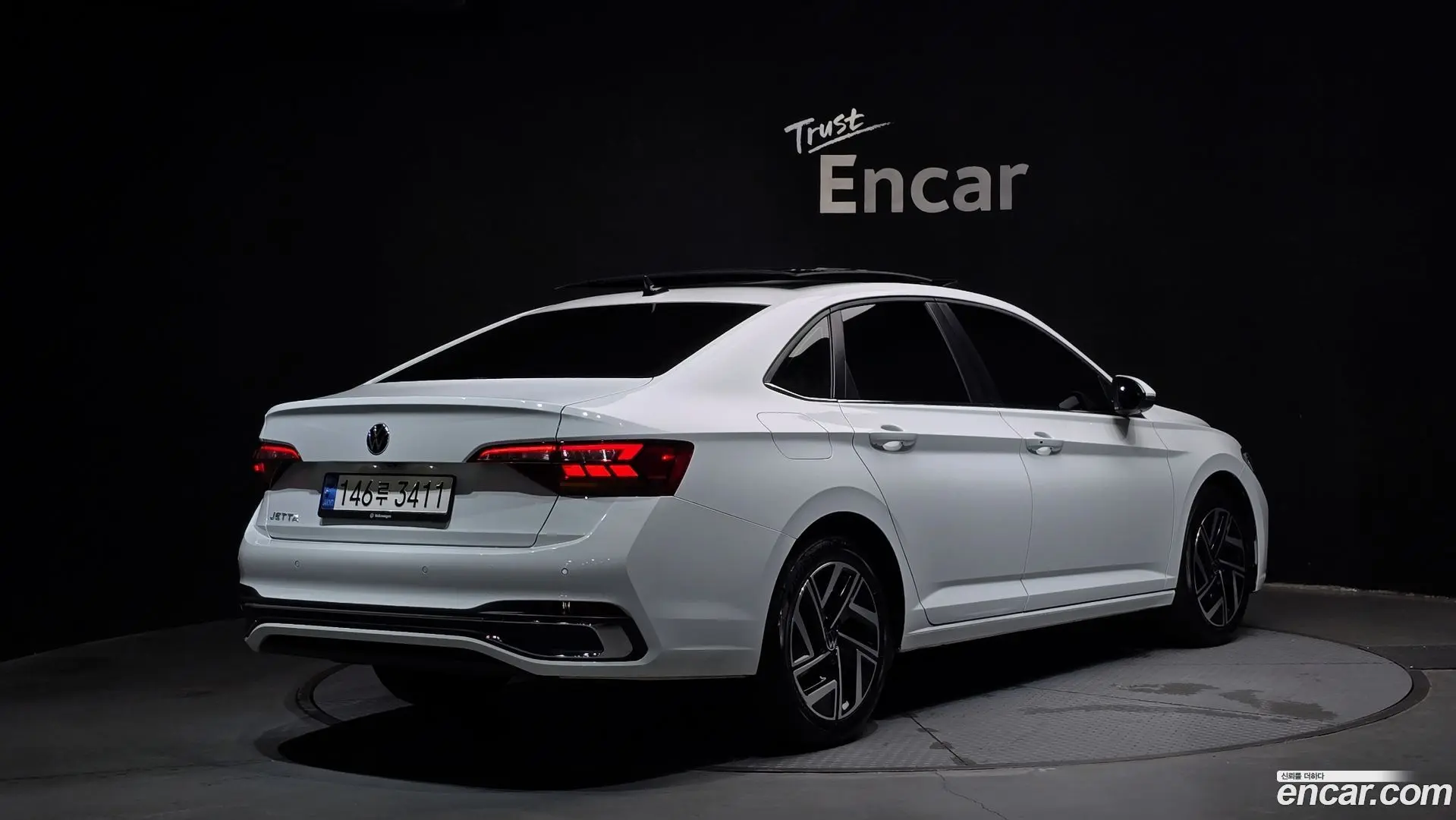 Main__Slider__Photo:Jetta Volkswagen 2022.11-1