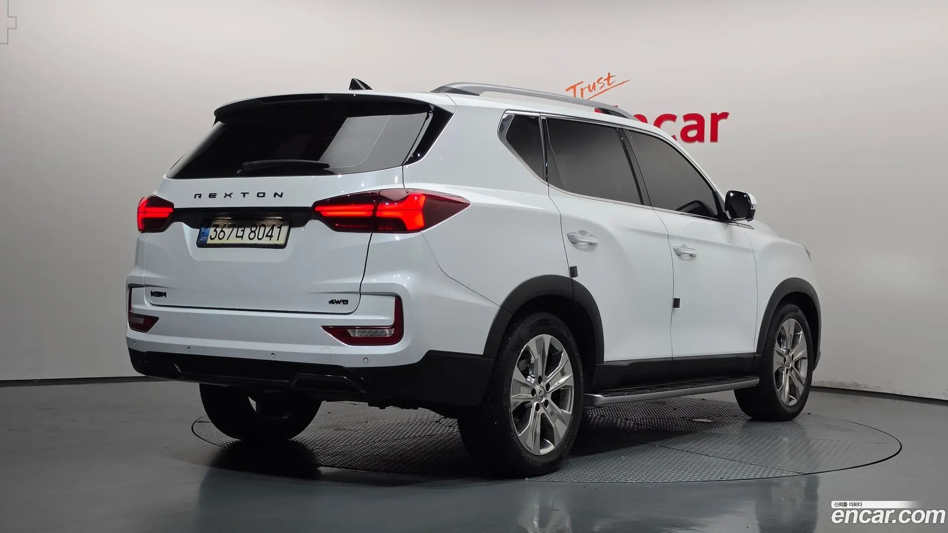 Main__Slider__Photo:Rexton KG Mobility 2022.4-1
