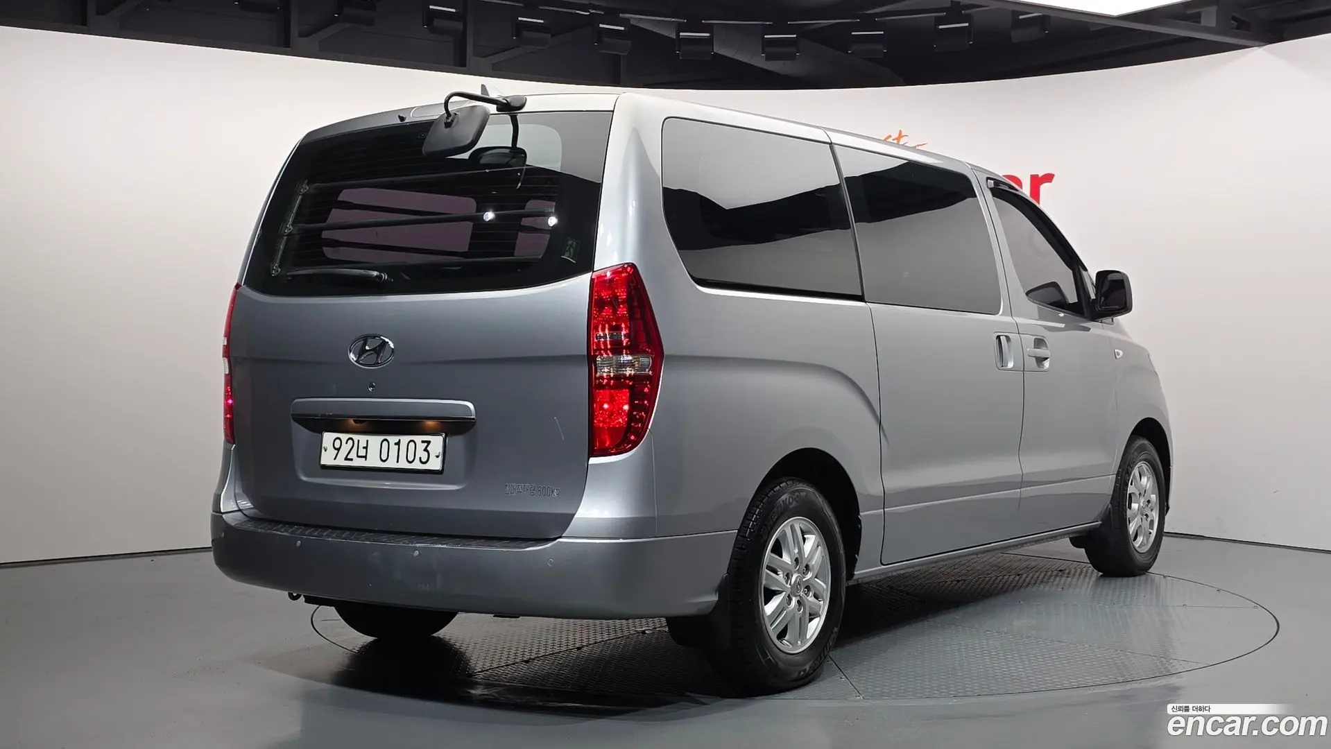 Main__Slider__Photo:Starex Hyundai 2018.1-1