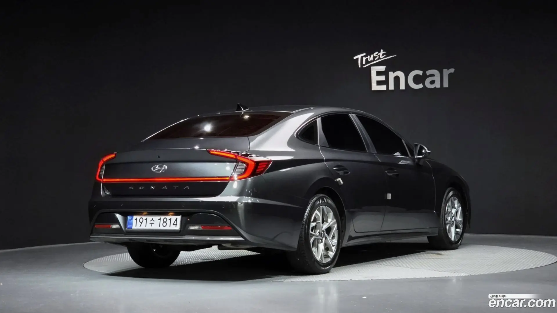 Main__Slider__Photo:Sonata Hyundai 2022.3-1