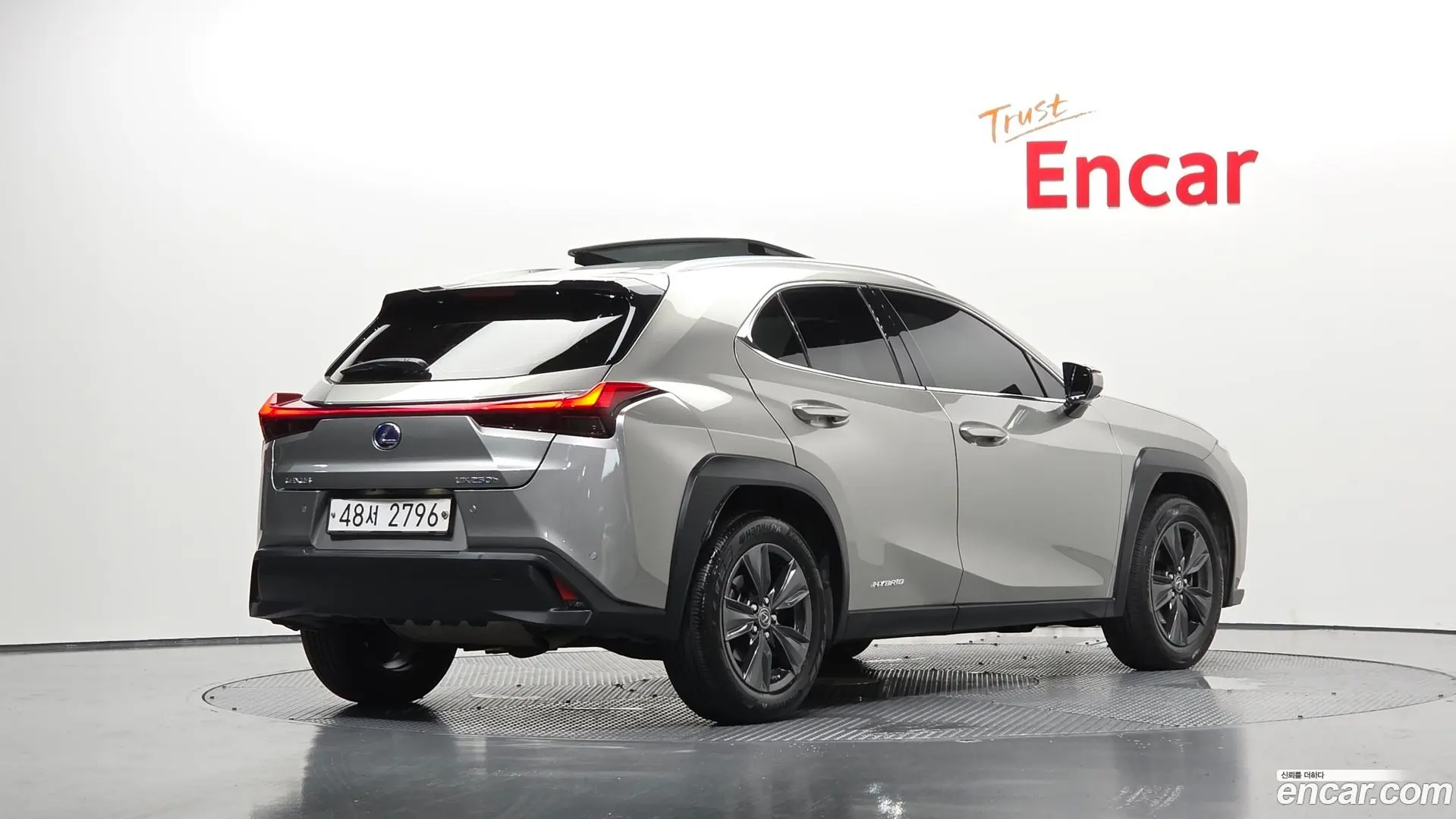 Main__Slider__Photo:UX Lexus 2019.10-1