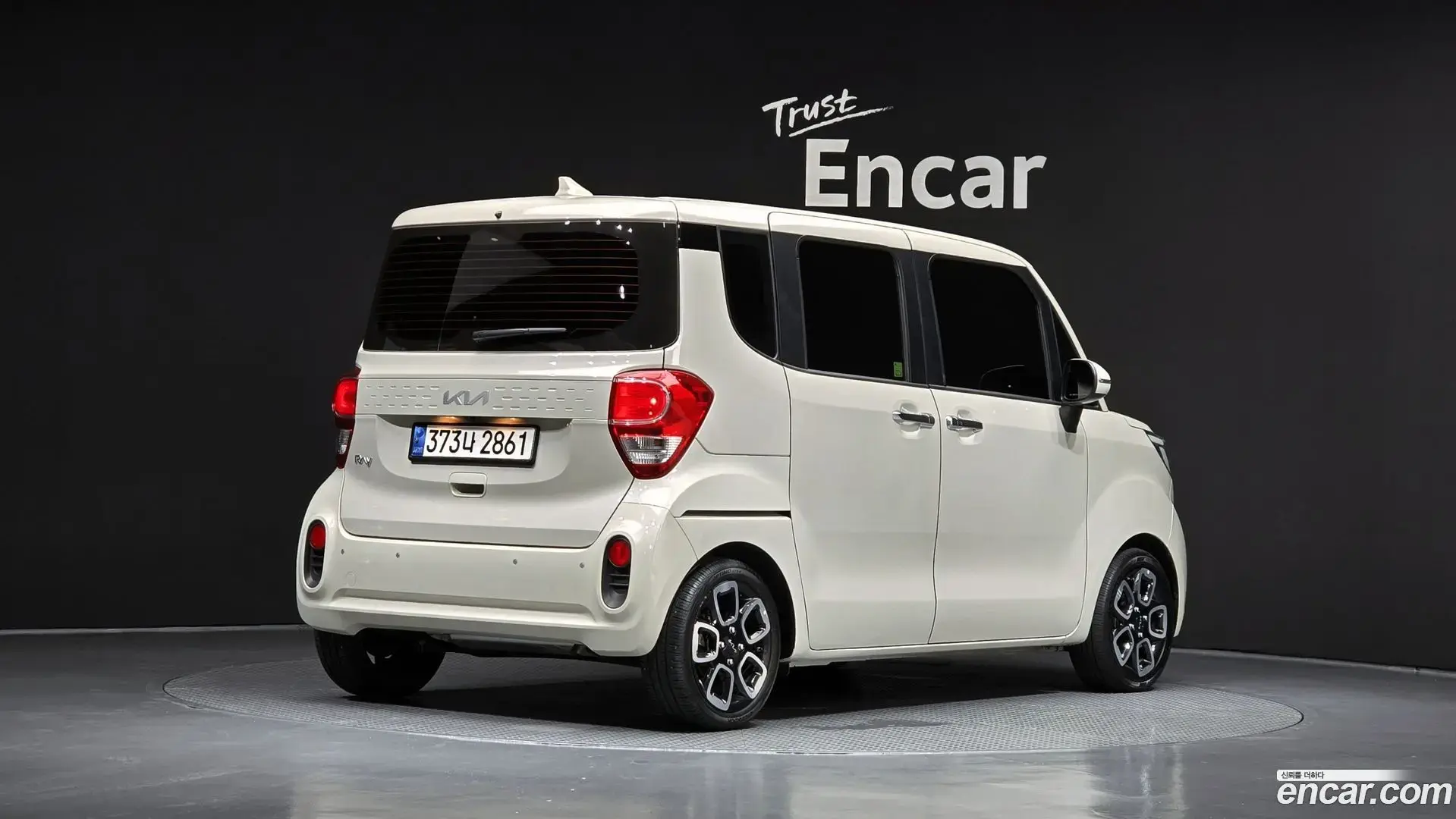 Main__Slider__Photo:RAY Kia 2022.6-1