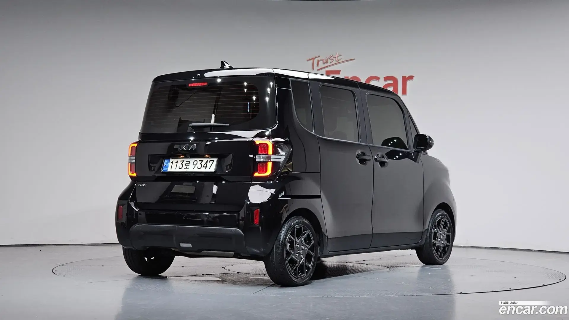 Main__Slider__Photo:RAY Kia 2022.11-1