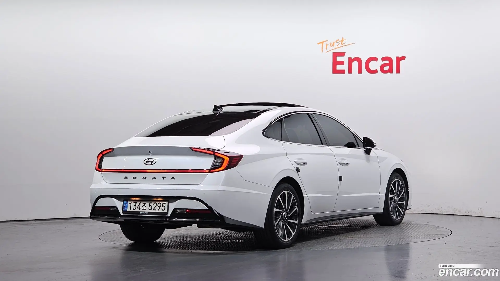 Main__Slider__Photo:Sonata Hyundai 2021.7-1