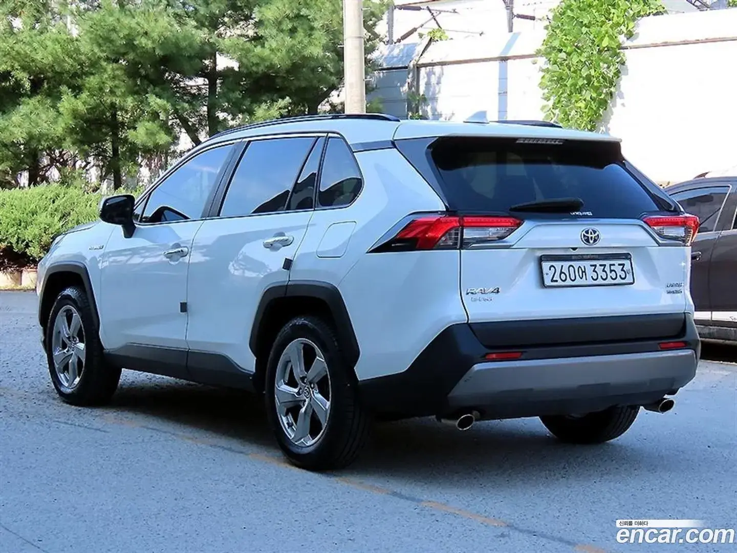 Main__Slider__Photo:RAV4 Toyota 2019.8-1