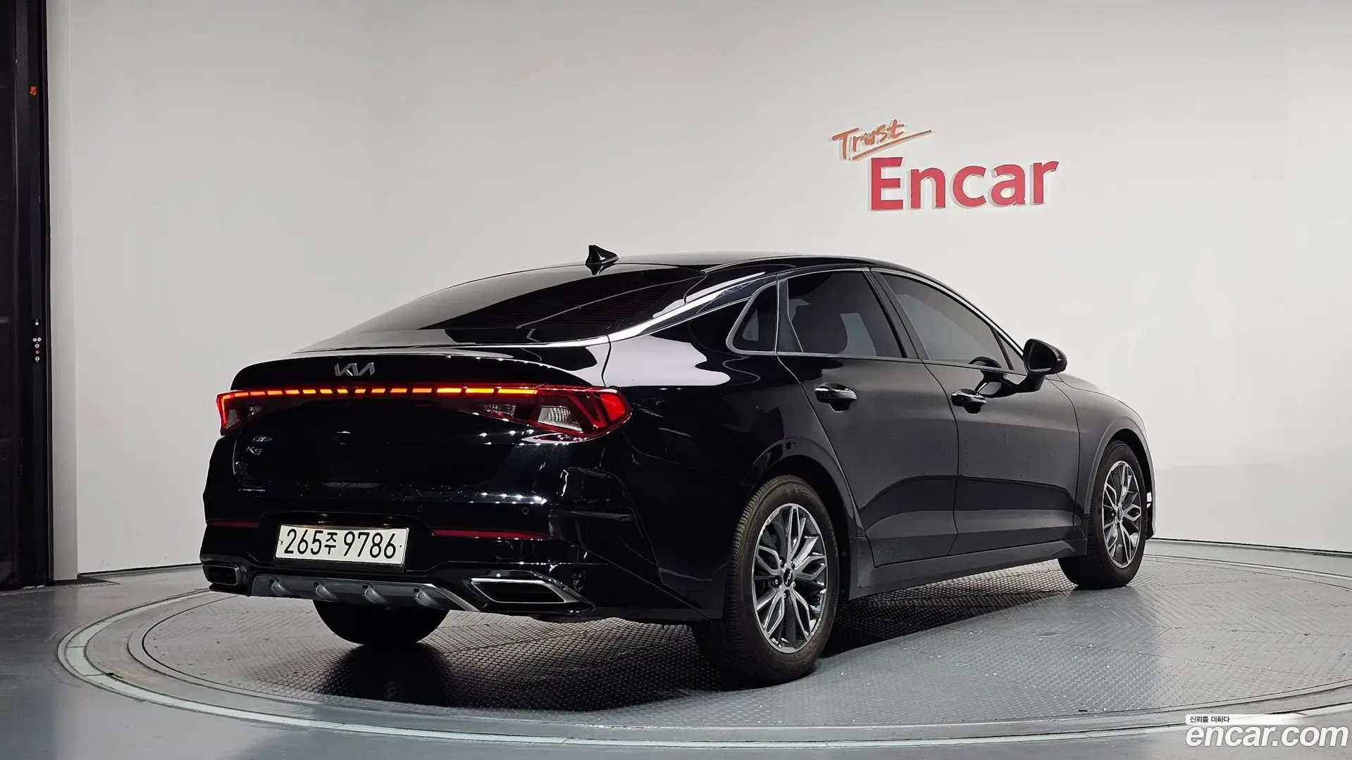 Main__Slider__Photo:K5 Kia 2022.1-1
