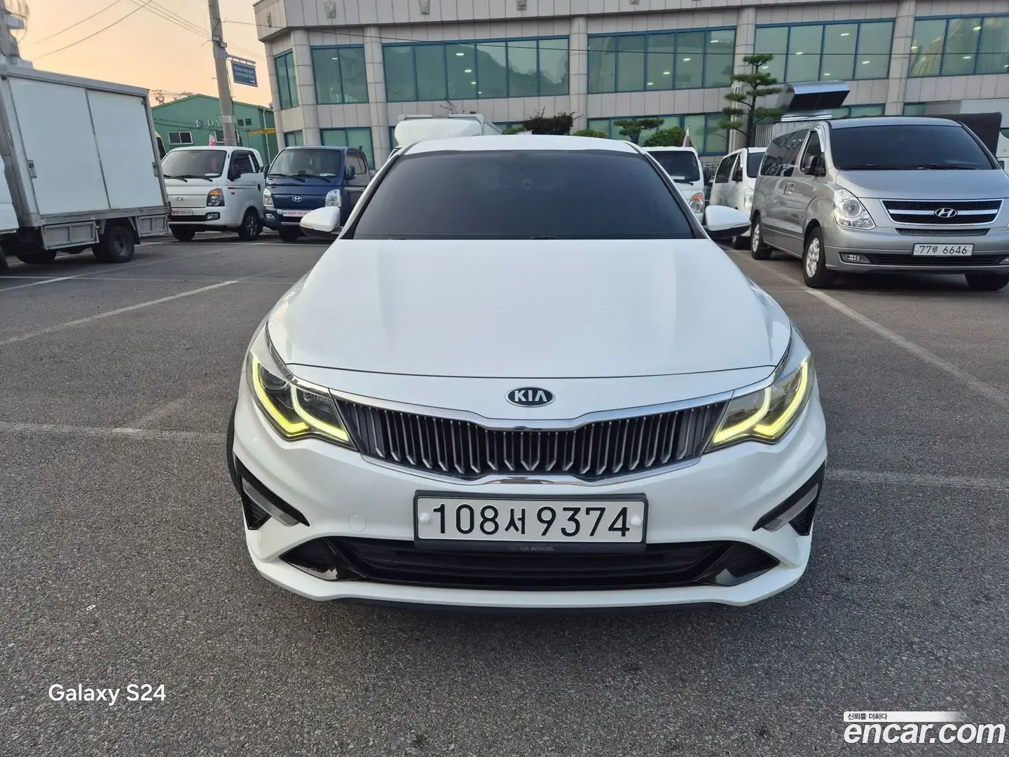 Main__Slider__Photo:K5 Kia 2019.7-1