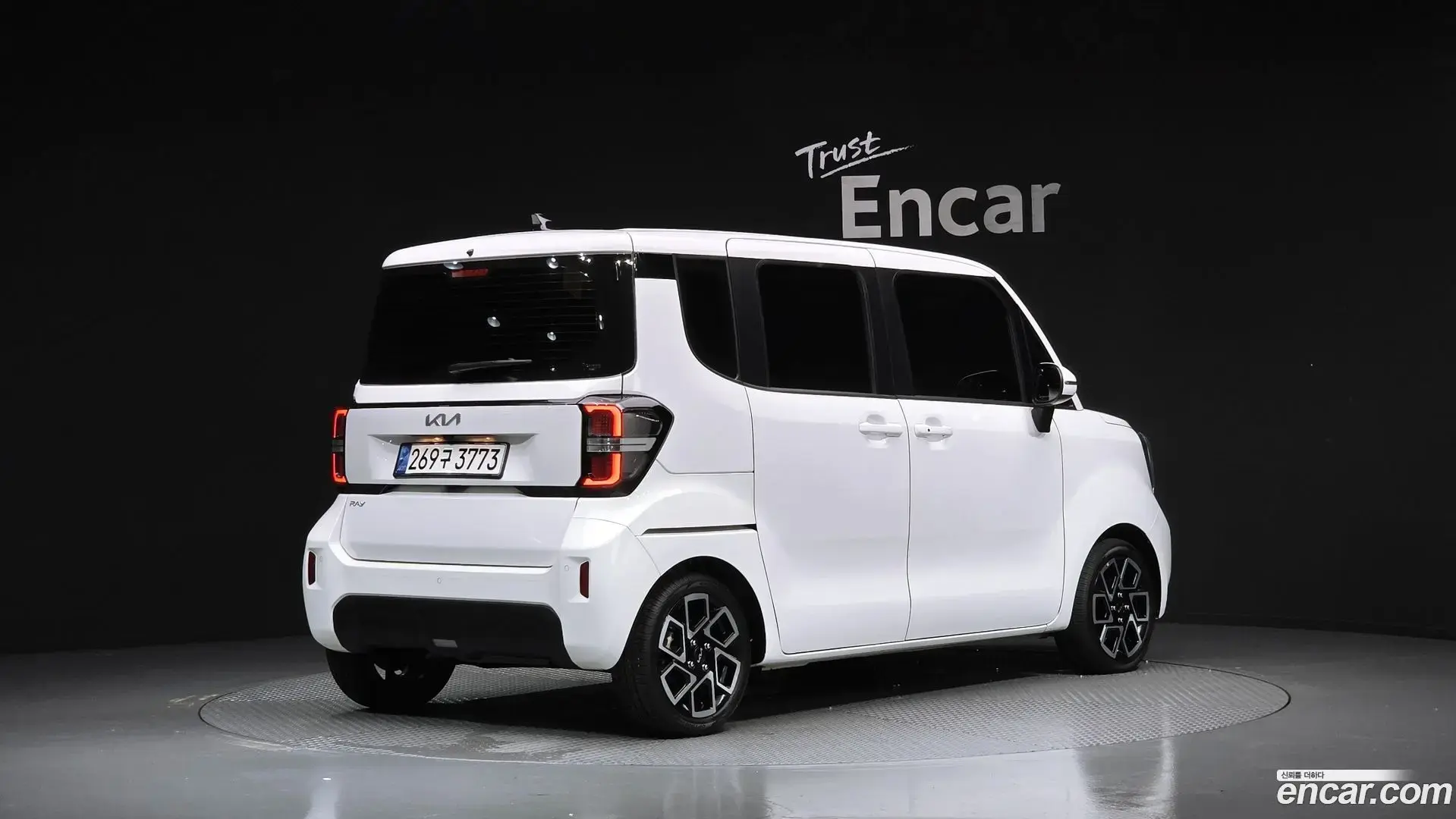 Main__Slider__Photo:RAY Kia 2022.9-1