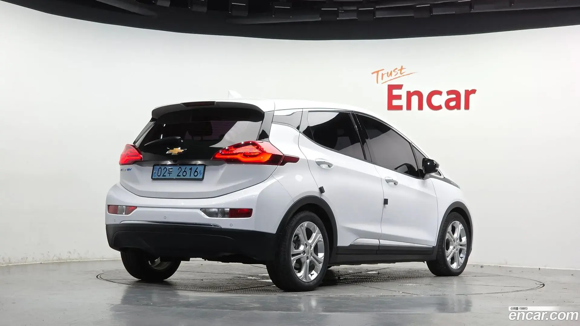 Main__Slider__Photo:Bolt EV Chevrolet 2019.10-1