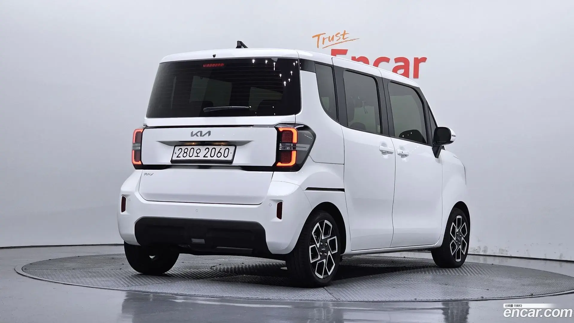 Main__Slider__Photo:RAY Kia 2025.4-1
