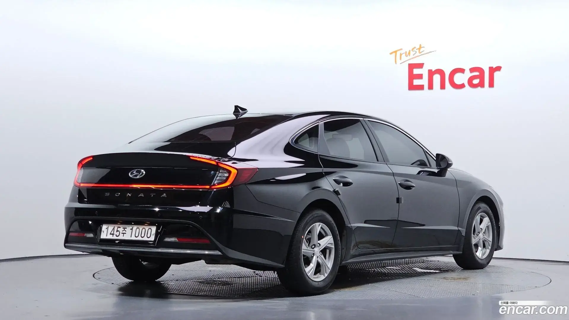 Main__Slider__Photo:Sonata Hyundai 2020.2-1