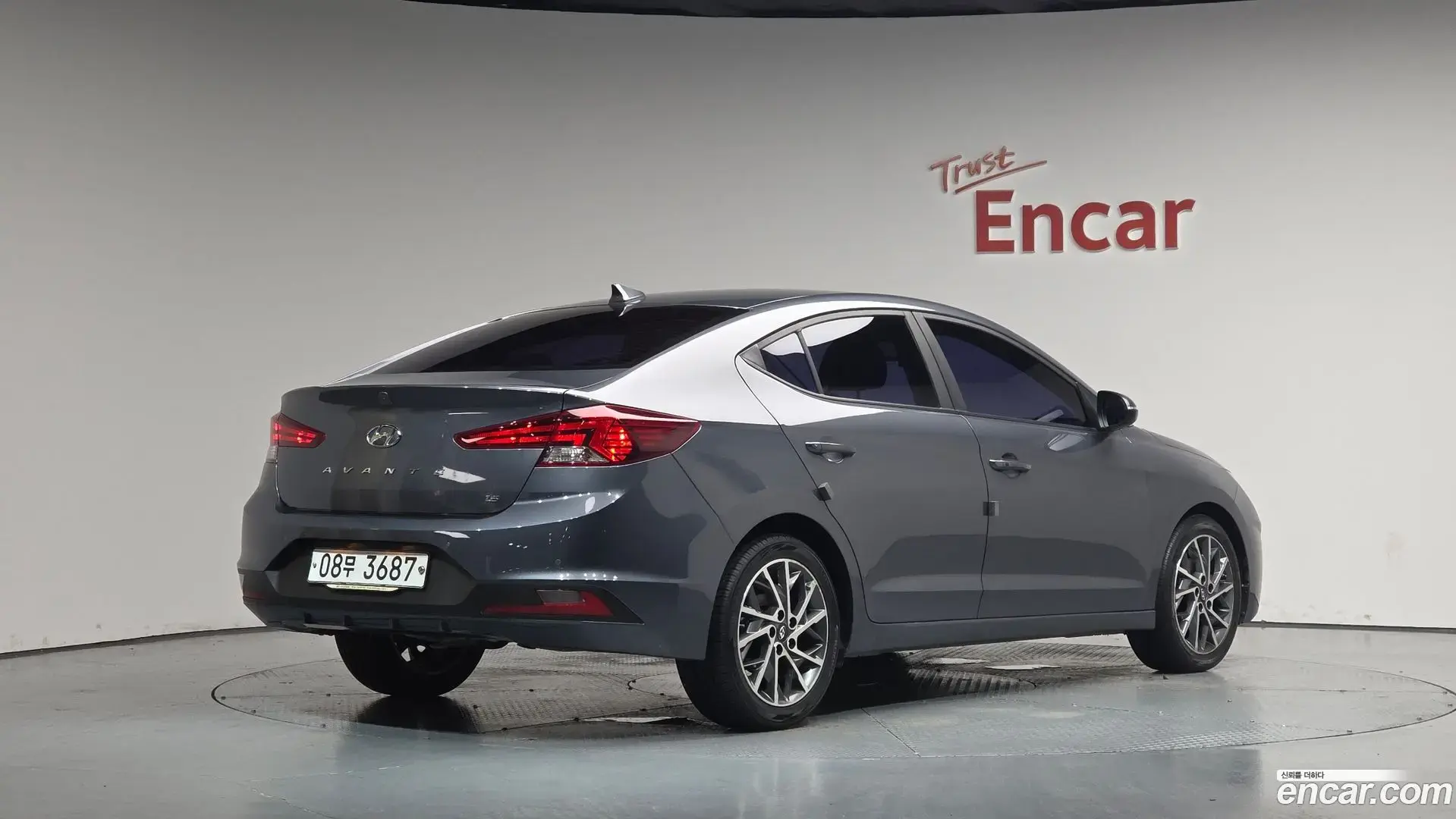 Main__Slider__Photo:AVANTE Hyundai 2019.4-1