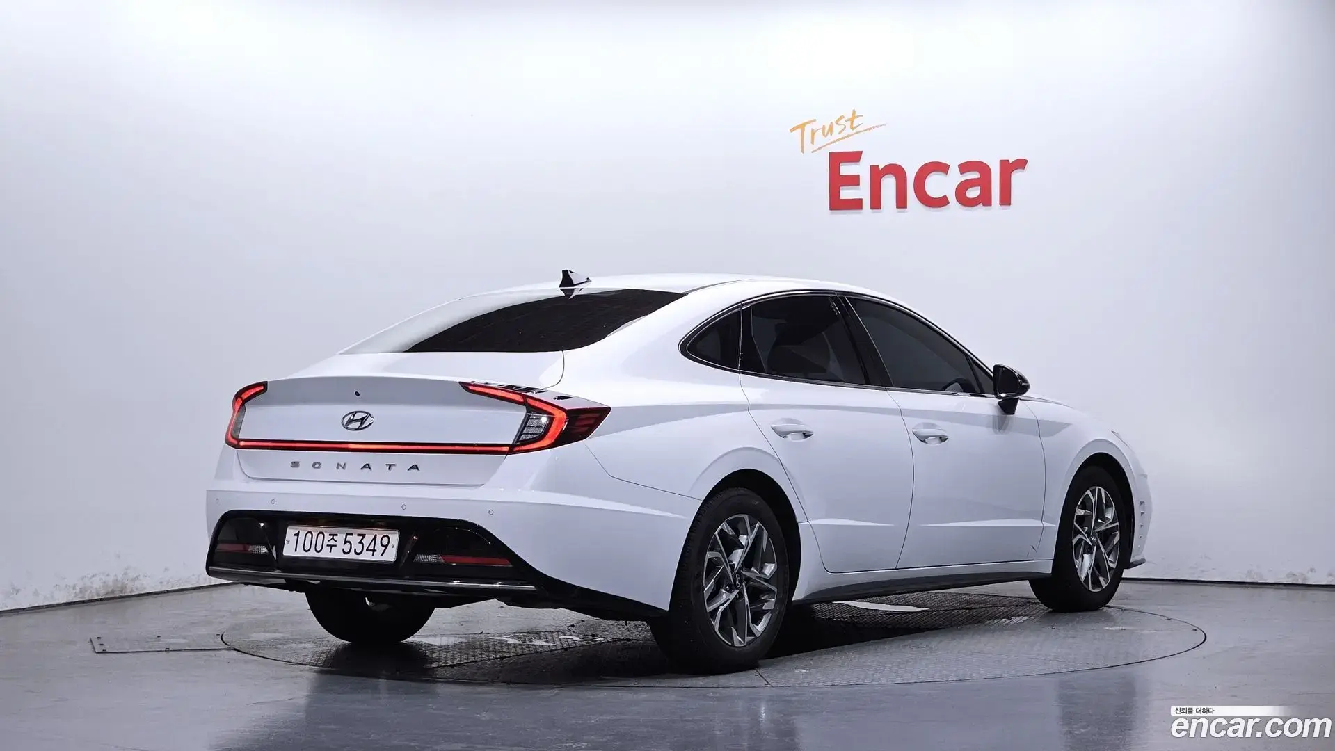 Main__Slider__Photo:Sonata Hyundai 2021.8-1