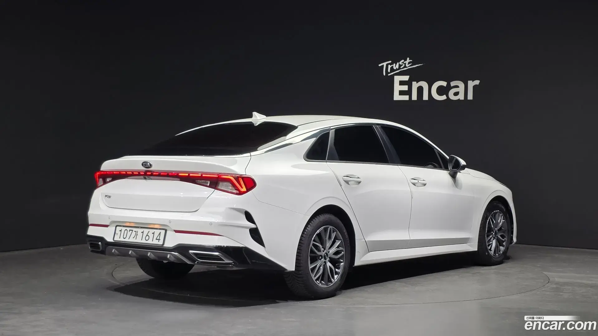 Main__Slider__Photo:K5 Kia 2020.6-1