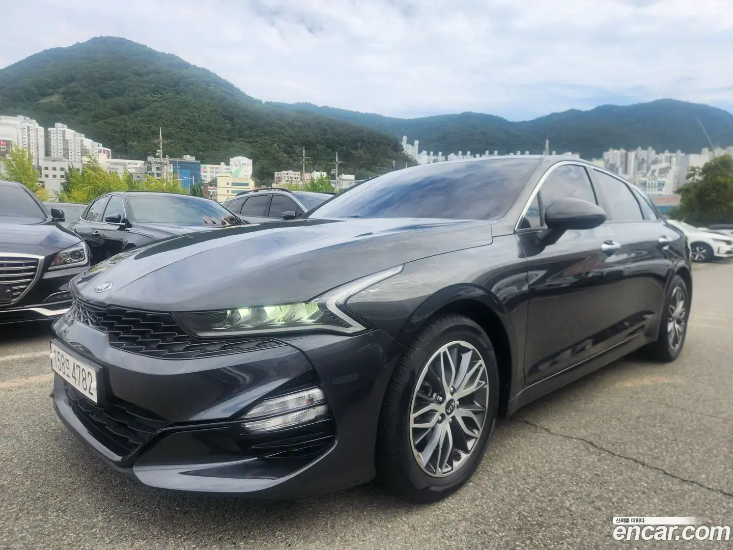 Main__Slider__Photo:K5 Kia 2020.6-1