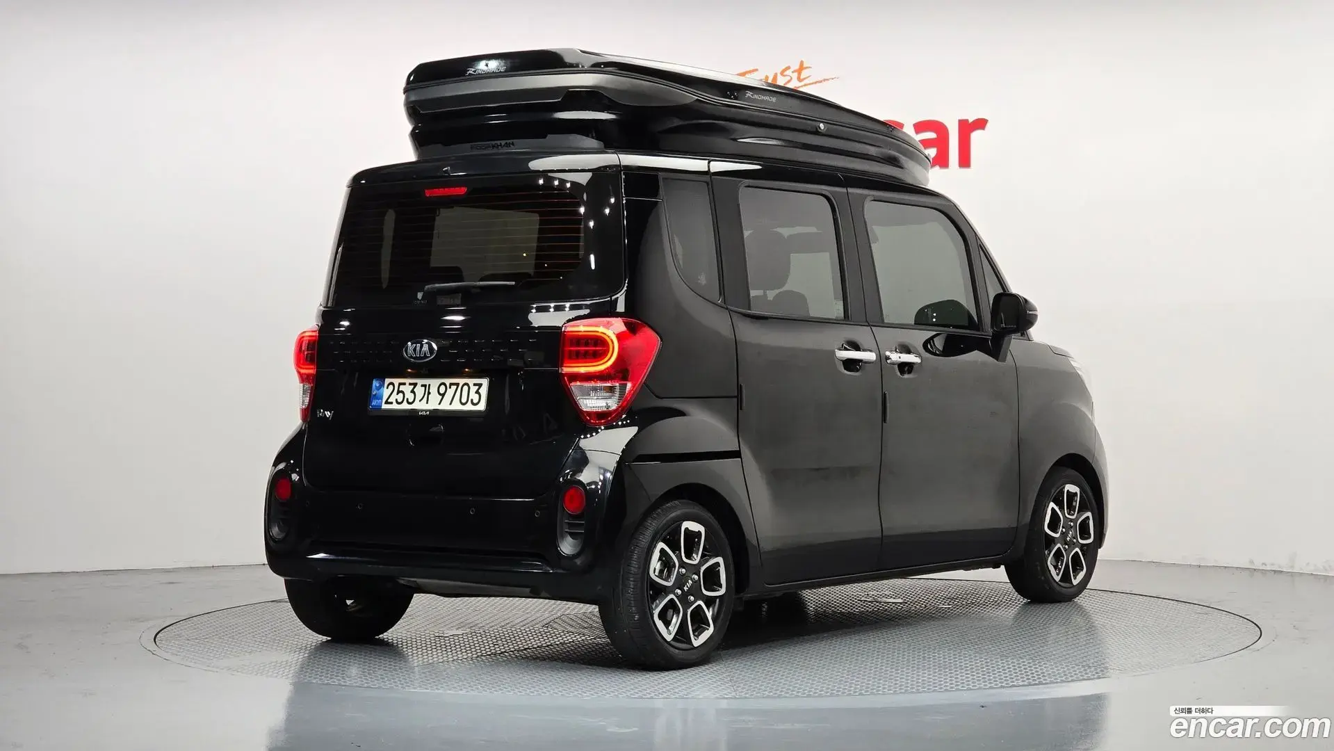 Main__Slider__Photo:RAY Kia 2021.3-1