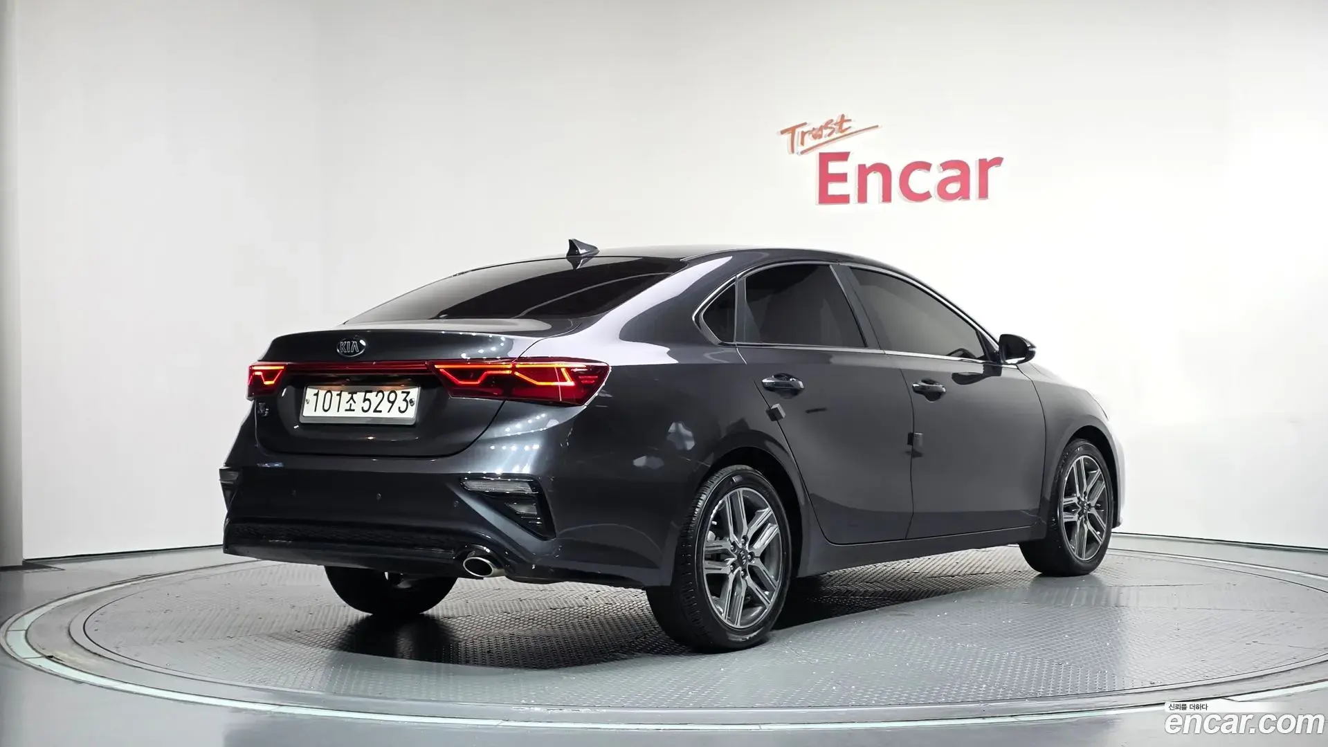 Main__Slider__Photo:K3 Kia 2020.4-1