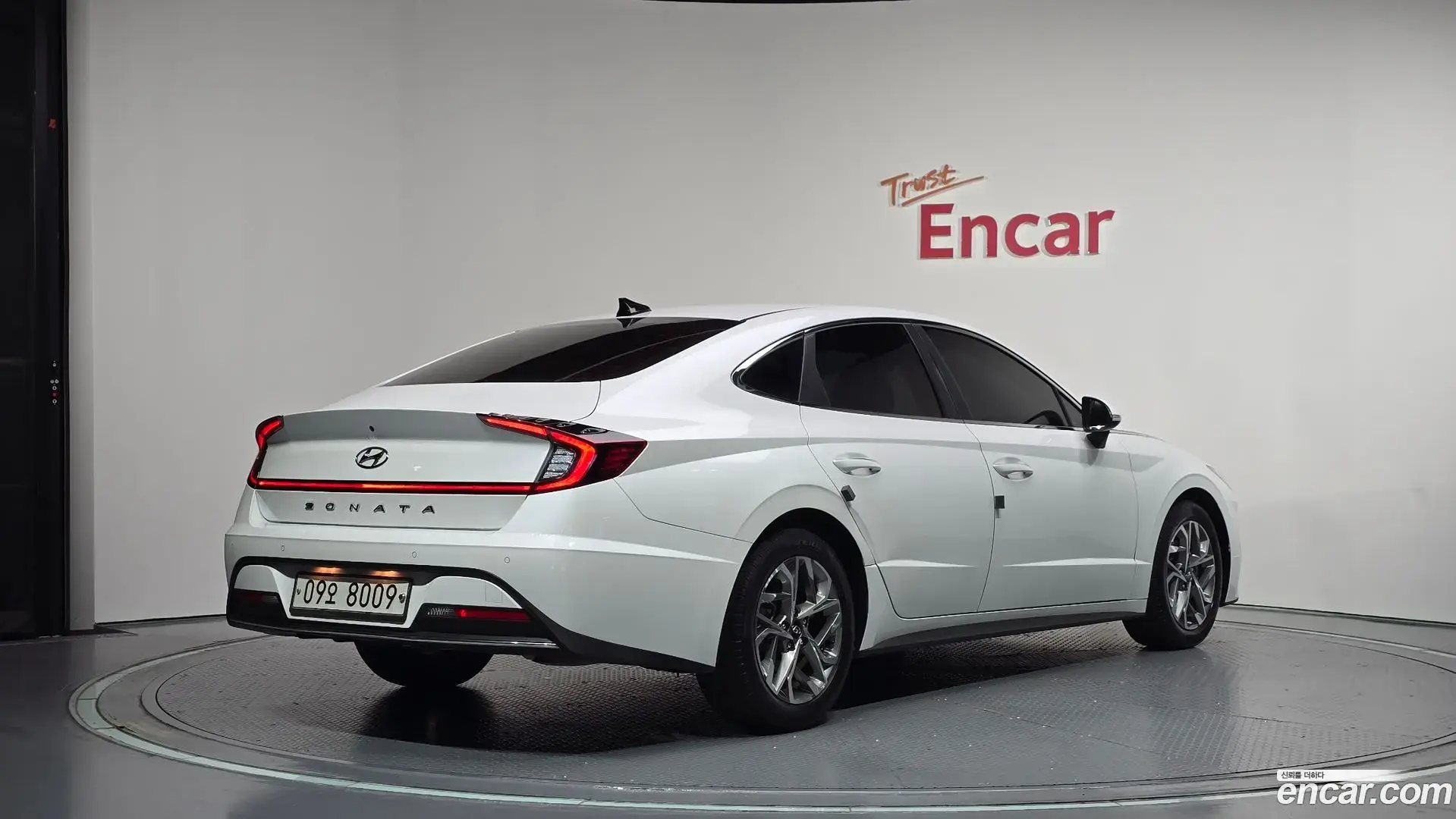 Main__Slider__Photo:Sonata Hyundai 2019.4-1