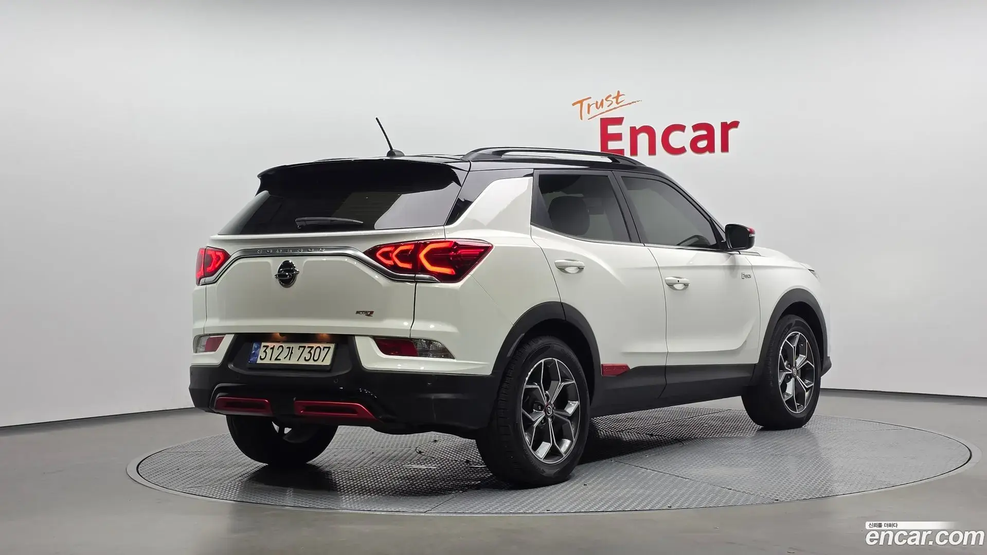 Main__Slider__Photo:KORANDO KG Mobility 2021.3-1